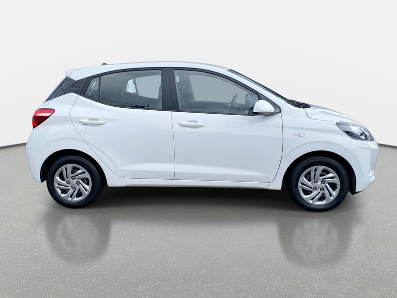 Hyundai Grand I10 1.2 Plus 4x2 Hb Mt 5p 2022 - Imagen 8 de 8