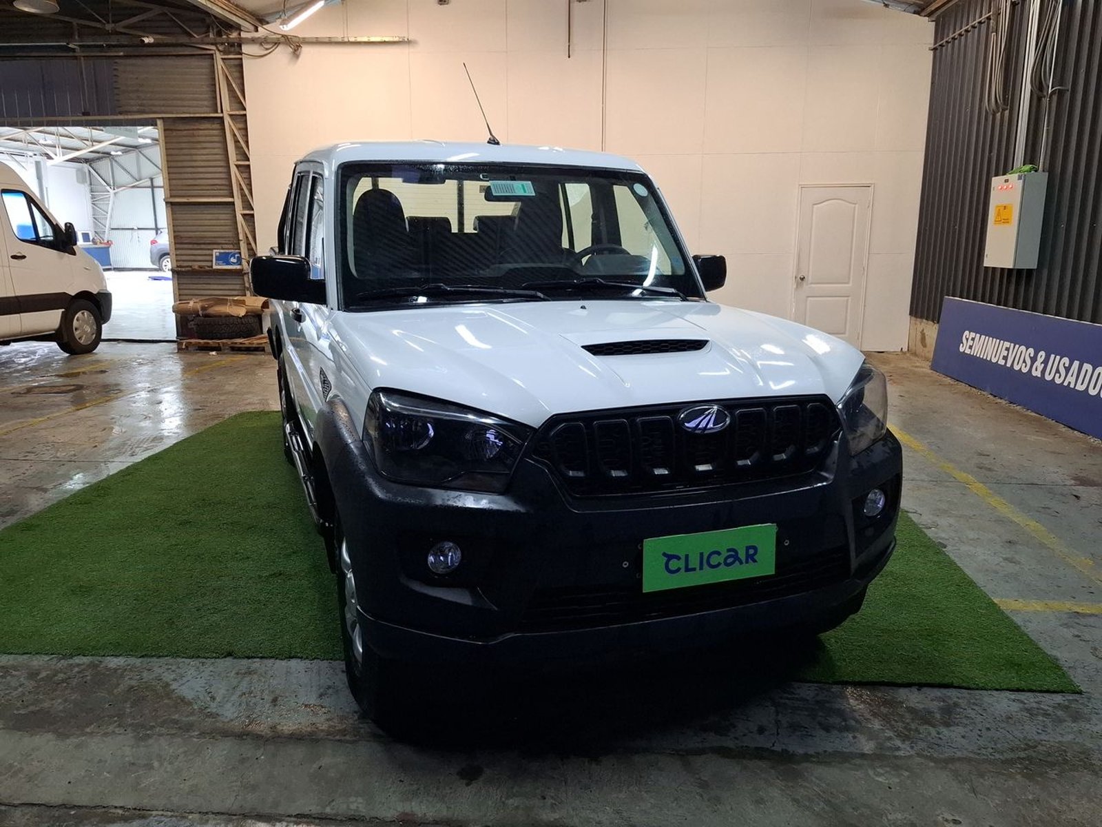 Mahindra Pick Up 2.2 Full 4x4 Diesel Refresh Dc Mt 4p 2023 - Foto 2 de 8
