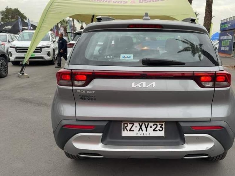 Kia Sonet 1.5 Ex Full Plus 4x2 6mt 5p 2022 - Imagen 5 de 5