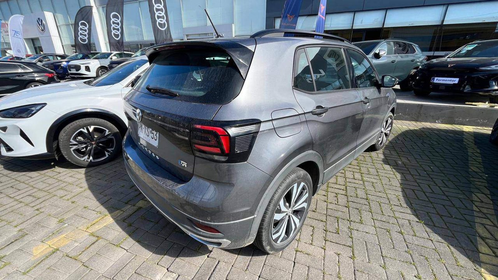 Volkswagen T-cross 1.6 Comfortline 4x2 110 Hp At 5p 2021 - Imagen 4 de 5