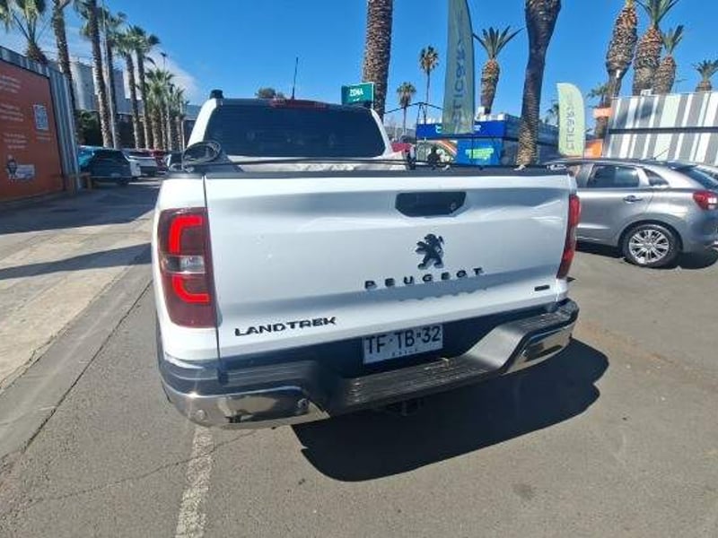 Peugeot Landtrek 2.2 Active Bluehdi Diesel 4x4 180hp At 4p 2024 - Imagen 5 de 5