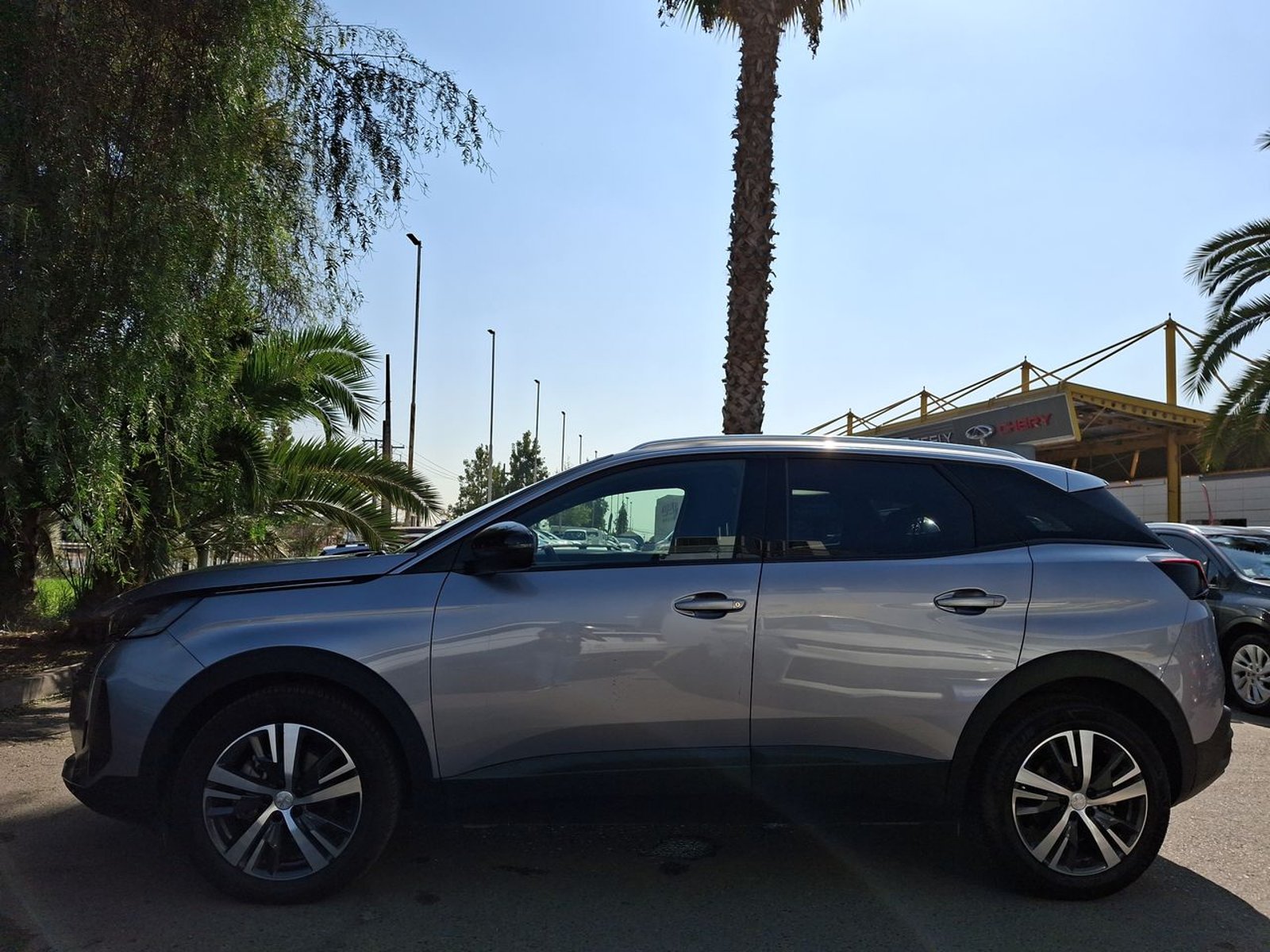 Peugeot 3008 1.2 Active Pack Puretech 130 Mt6 5p 2024 - Foto 4 de 8