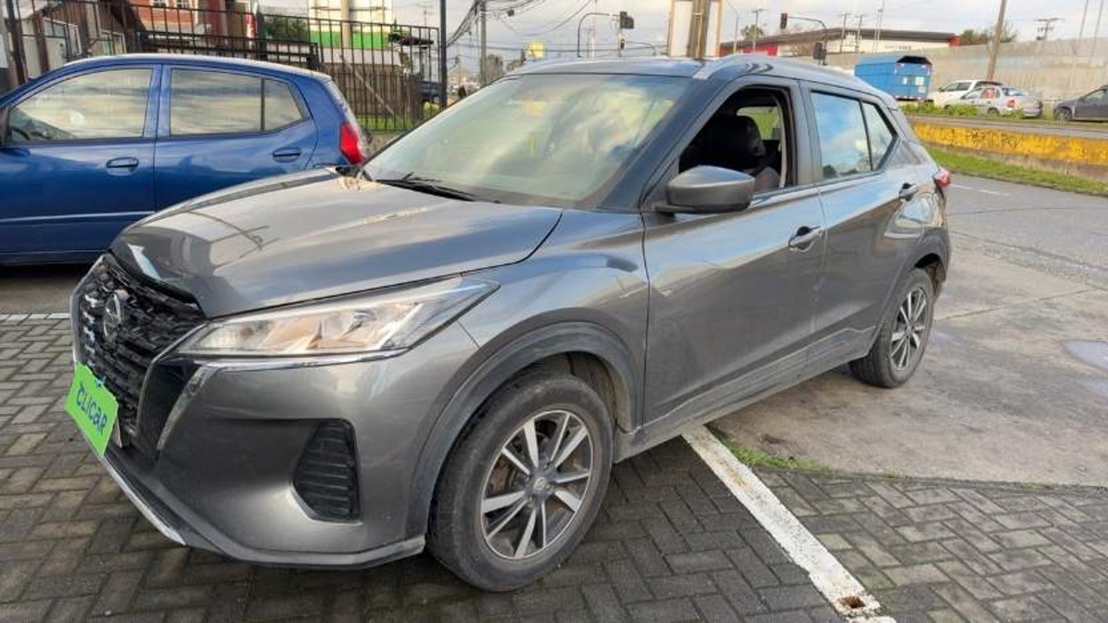 Nissan Kicks 1.6 Sense 4x2 Mt 5p 2021 - Imagen 6 de 8