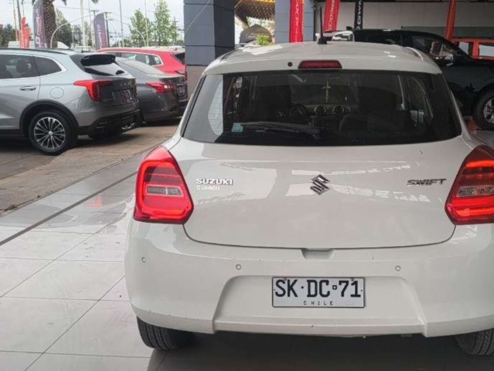 Suzuki Swift 1.2 Gl 4x2 Hb Mt 5p 2023 - Foto 5 de 5