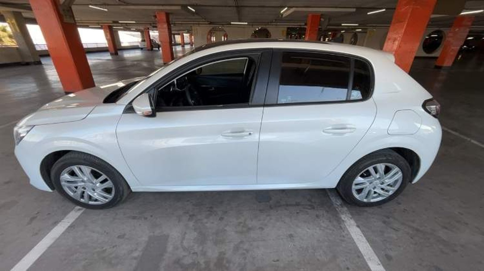 Peugeot 208 1.2 Puretech Active Pack 75 4x2 Mt 5p 2023 - Imagen 8 de 8