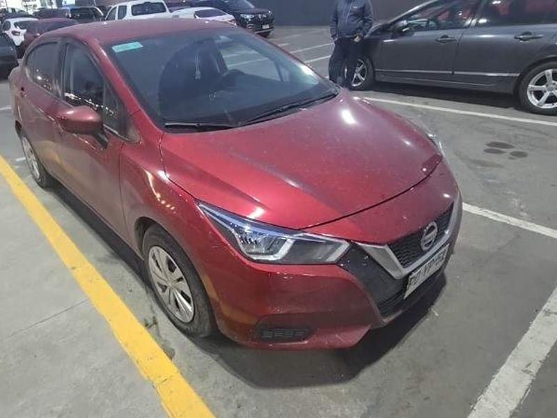 Nissan Versa 1.6 Sense 4x2 Mt 4p 2020
