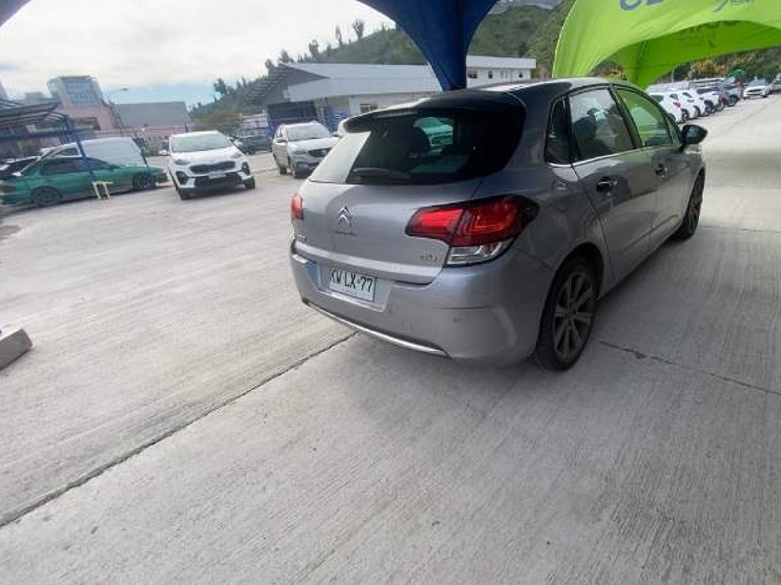 Citroën C4 Cactus 1.6 E-hdi Feel Diesel 4x2 Etg6 At 5p 2019 - Foto 4 de 5
