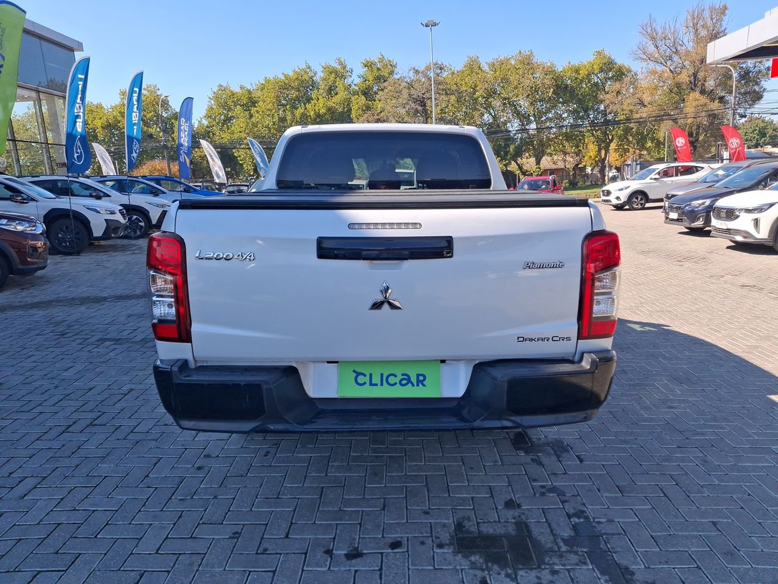 Mitsubishi L200 2.4 Dakar Crs Diesel Dob. Cab. 4x4 Mt 4p 2023 - Imagen 6 de 8