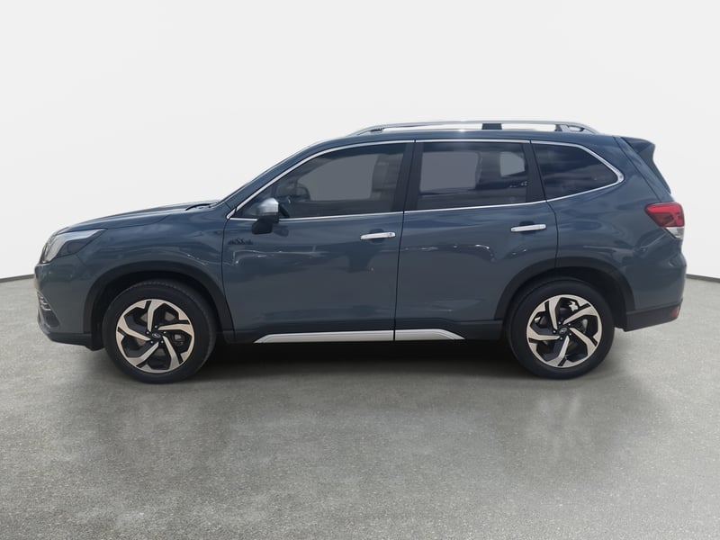 Subaru Forester 2.5i Limited Eyesight Gardx Awd At 5p 2025 - Imagen 4 de 8