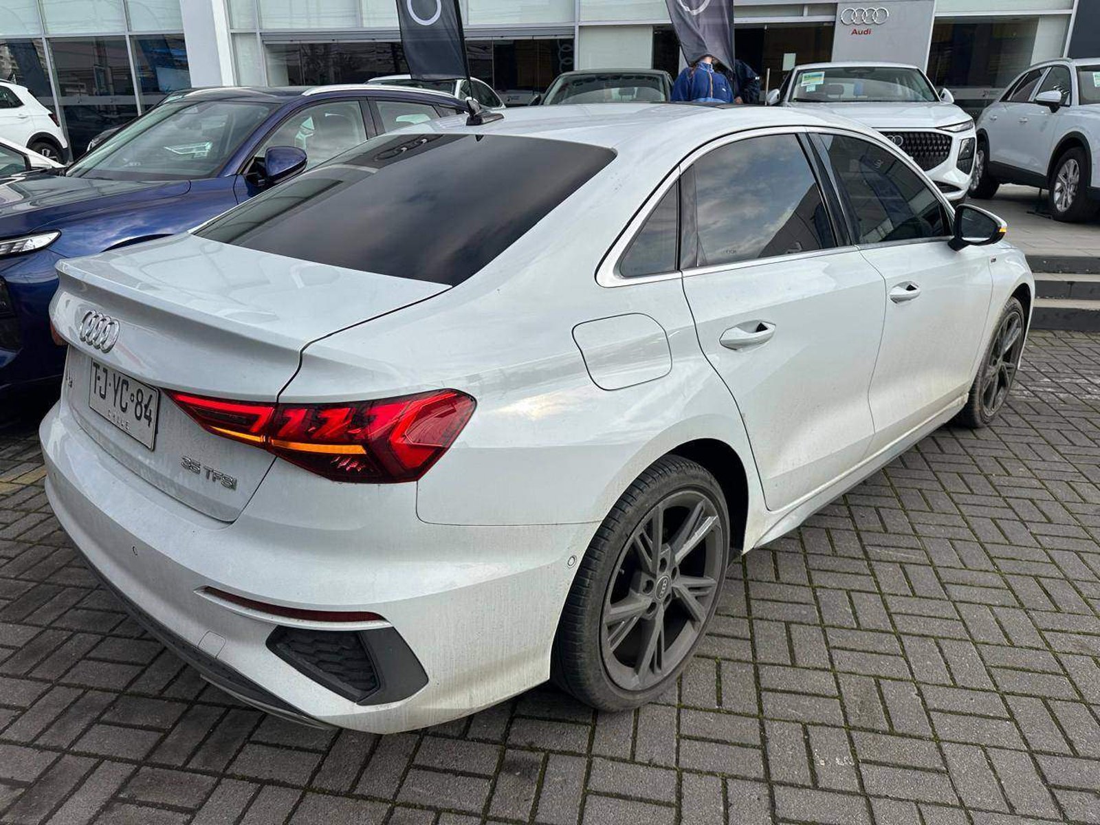 Audi A3 1.4 Tfsi 35 Sport 4x2 Sdn At 4p 2024 - Foto 4 de 8
