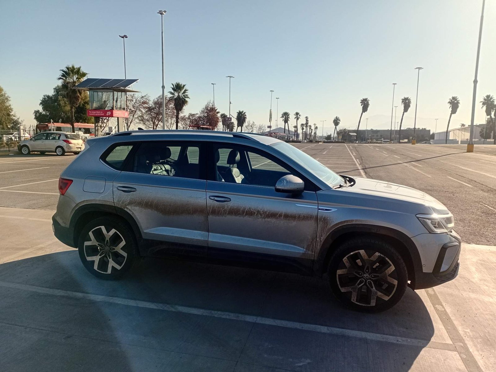 Volkswagen Taos 1.4 Tsi Highline 4x2 At 5p 2026 - Foto 3 de 5