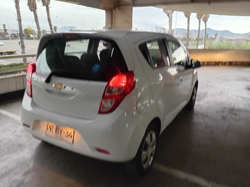 Chevrolet Spark Gt 1.2 Lt 4x2 Ac Mt 5p 2021 - Imagen 4 de 5