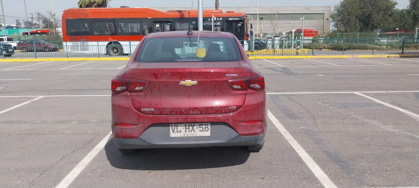 Chevrolet Onix 1.0t Ltz P2 4x2 Sdn Mt5 4p 2024 - Imagen 5 de 5