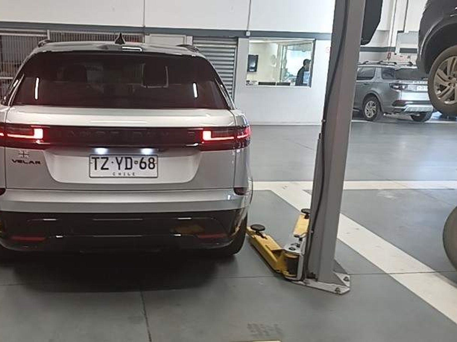 Land Rover Range Rover Velar 3.0i Dynamic Hse 4x4 At 5p 2025 - Foto 5 de 5