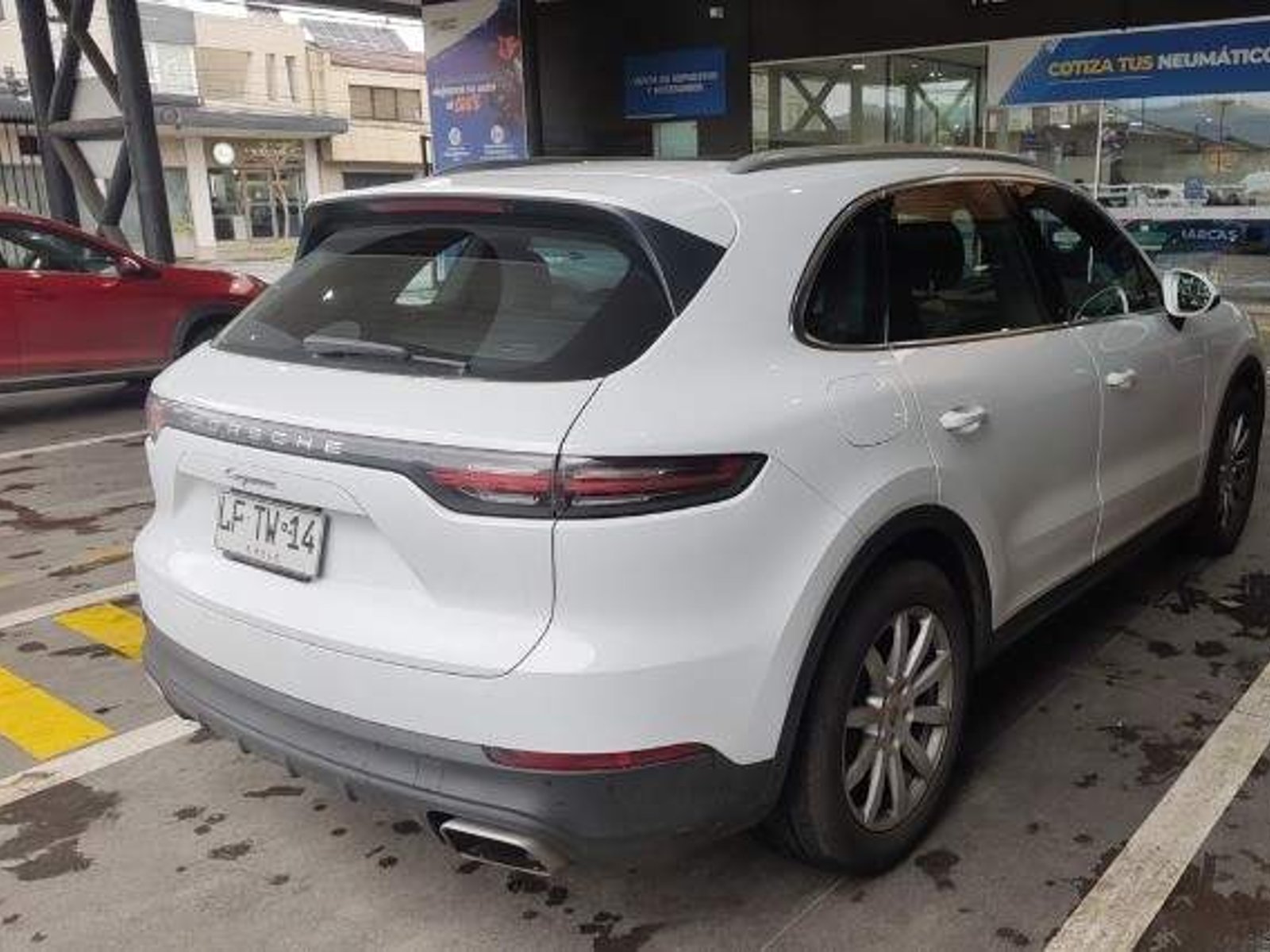 Porsche Cayenne 3.0 V6 4x4 E3 At 5p 2019 - Foto 4 de 5