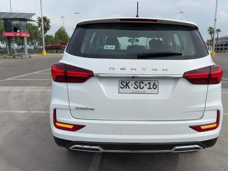 SsangYong Rexton 2.0t Lx 4x2 6ab 6mt 5p 2023 - Imagen 5 de 5