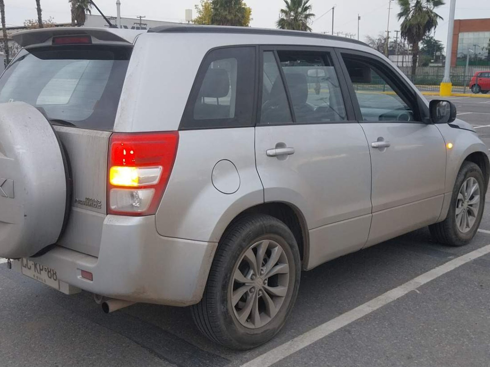 Suzuki Grand Nomade 2.4 Glx Se 2wd At 5p 2019 - Foto 4 de 5