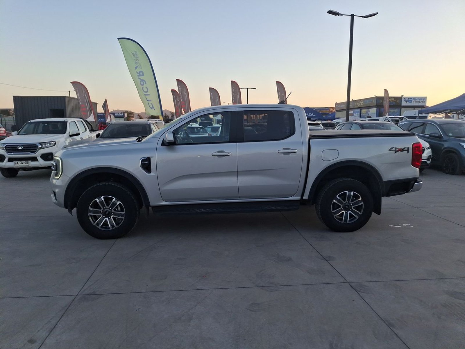 Ford Ranger 2.0 Xlt Diesel 4x4 Dob. Cab. Mt 4p 2025 - Foto 4 de 8