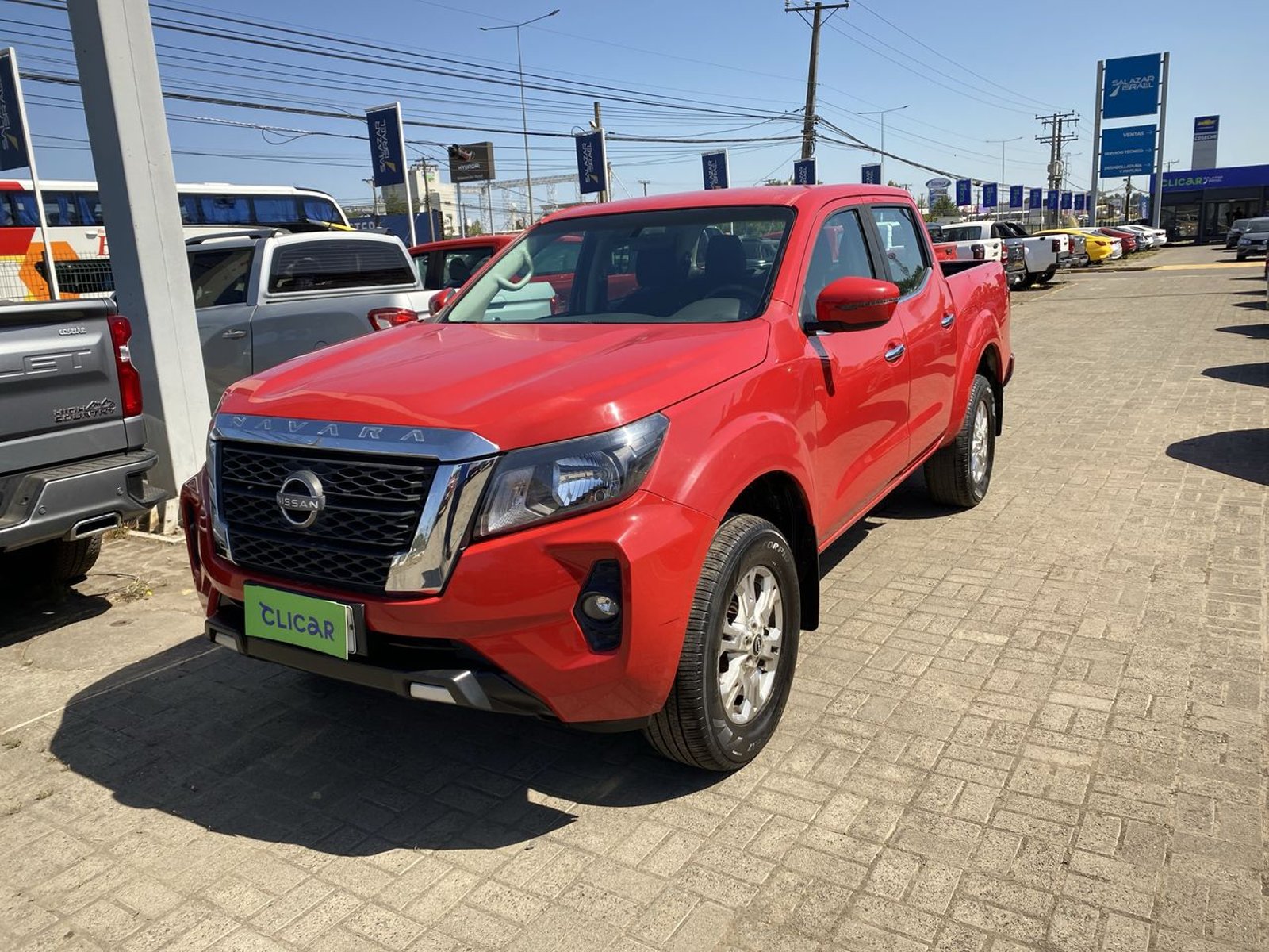 Nissan Navara 2.3d Xe Diesel 4x2 Dob.cab. Mt 4p 2024 - Foto 3 de 8