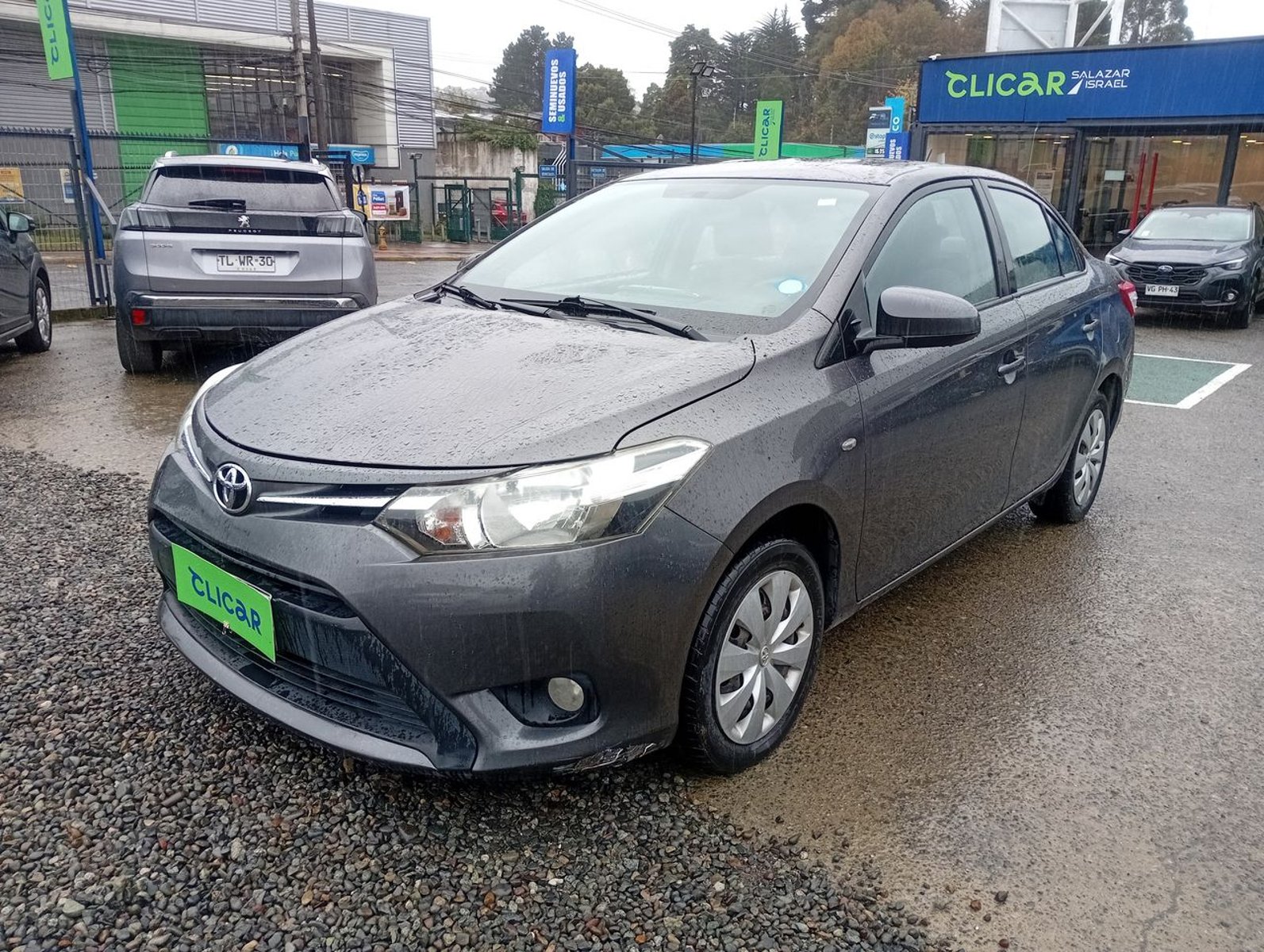 Toyota Yaris 1.5 Gli E 4x2 Mt 4p 2017 - Foto 3 de 8