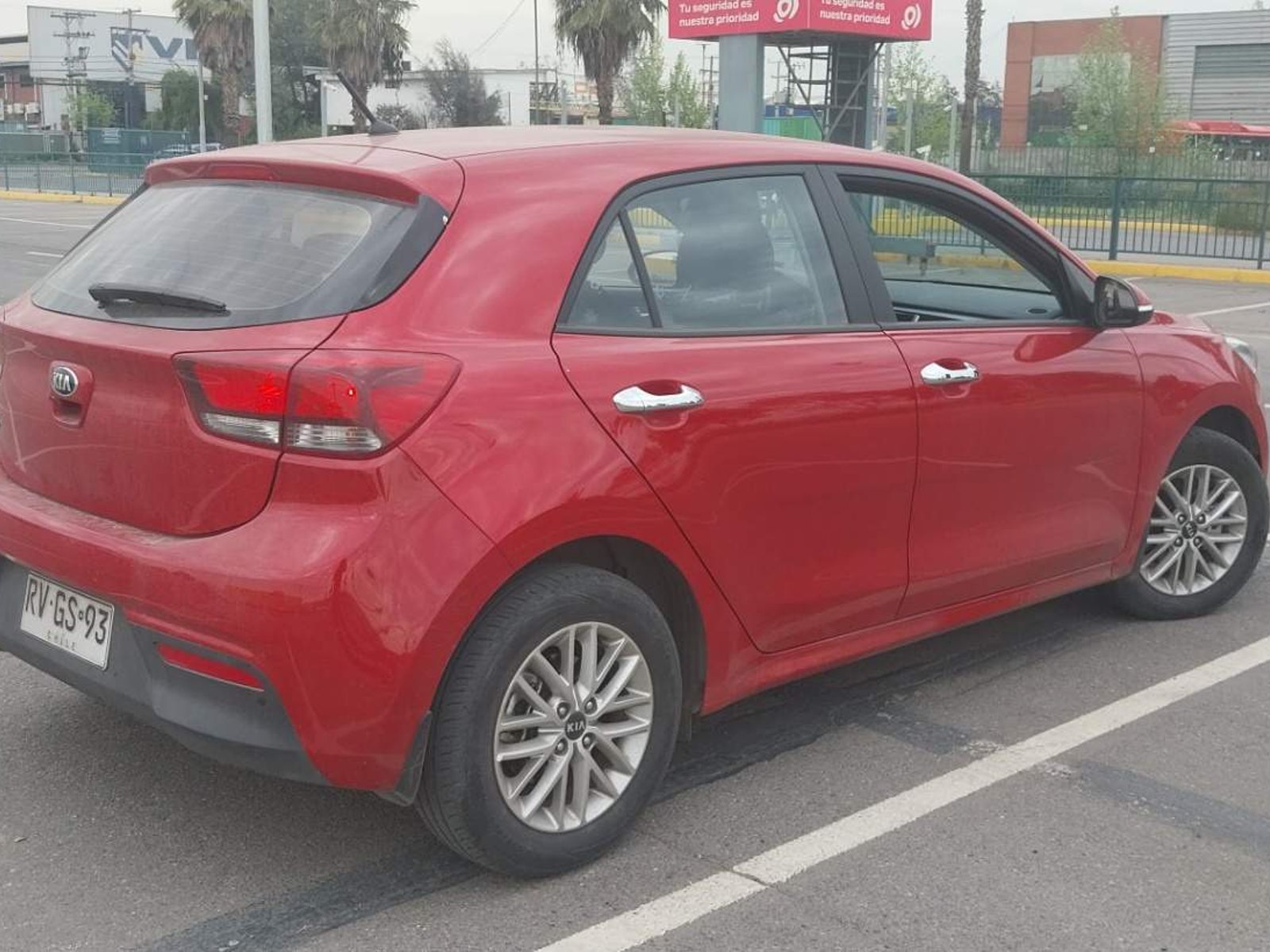 Kia Rio 5 1.4 Ex Full 4x2 Hb Ci 6mt 5p 2022 - Foto 4 de 5