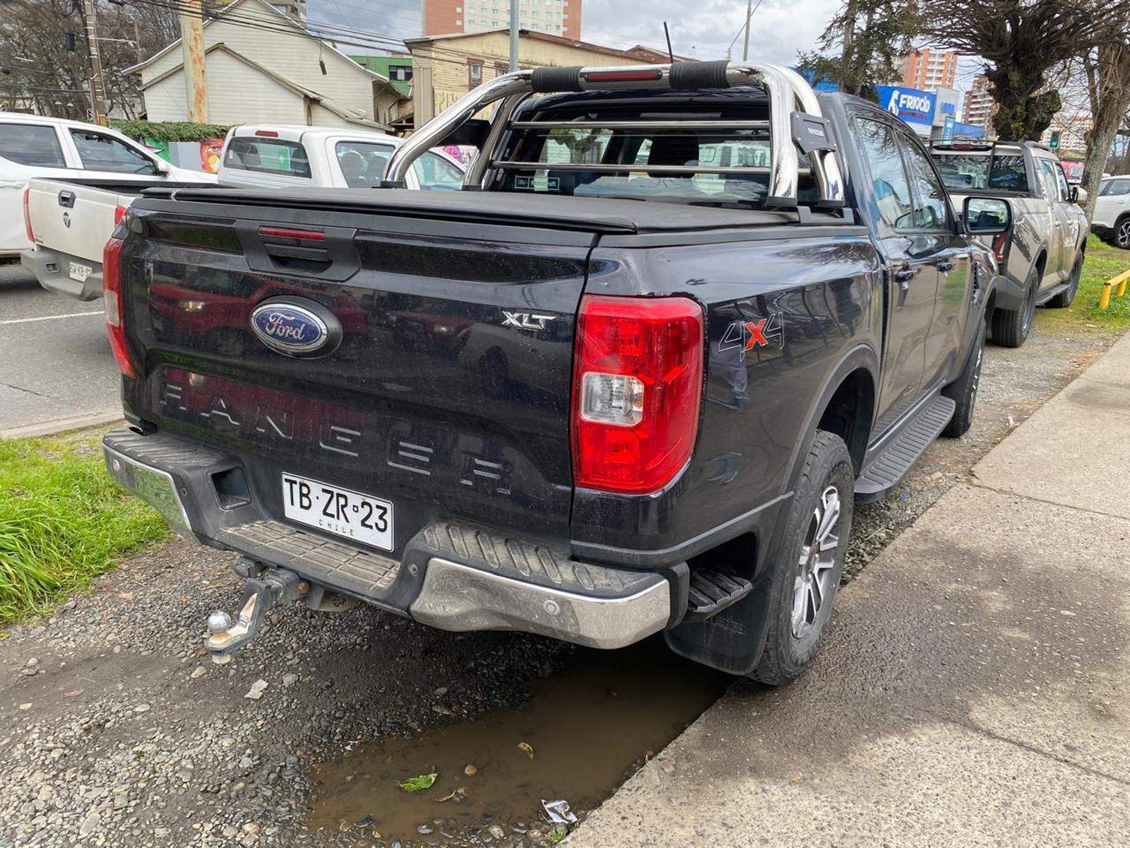 Ford Ranger 2.0 Xlt Diesel 4x4 Dob. Cab. Mt 4p 2024 - Imagen 4 de 5