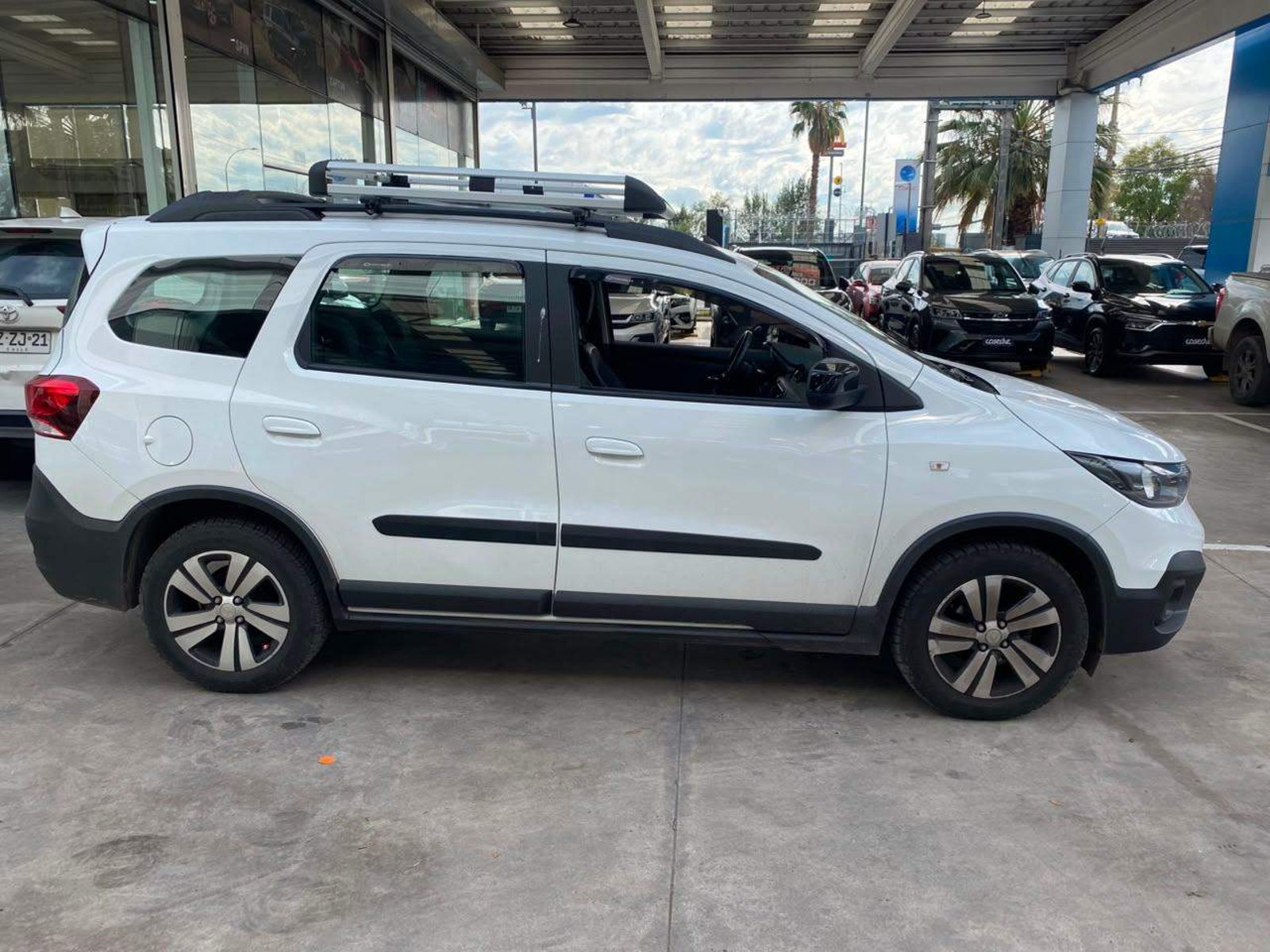Chevrolet Spin 1.8 Activ R 4x2 At 5p 2024 - Imagen 3 de 5