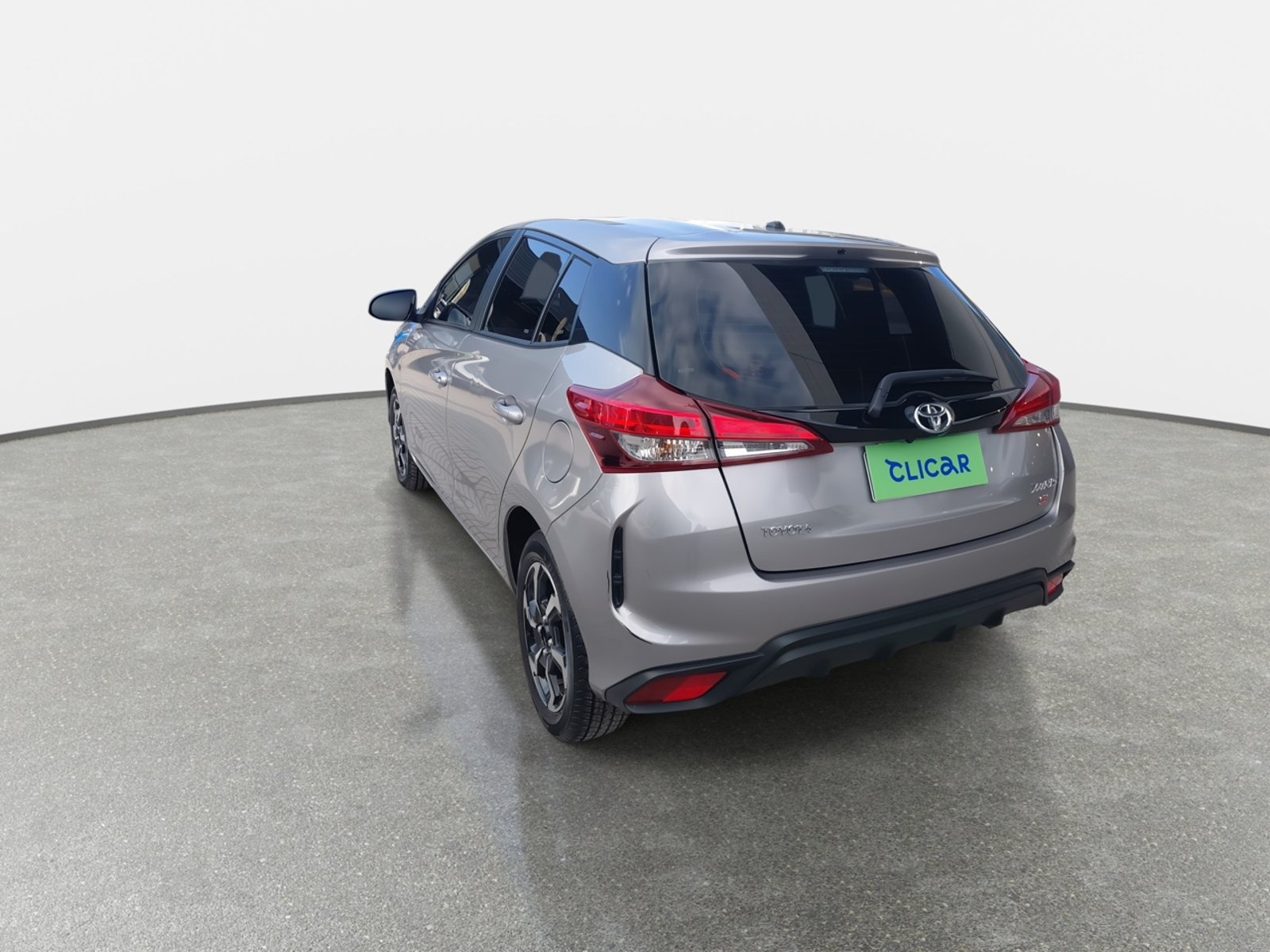 Toyota Yaris 1.5 Sport 4x2 Hb Mt 5p 2024 - Foto 5 de 8