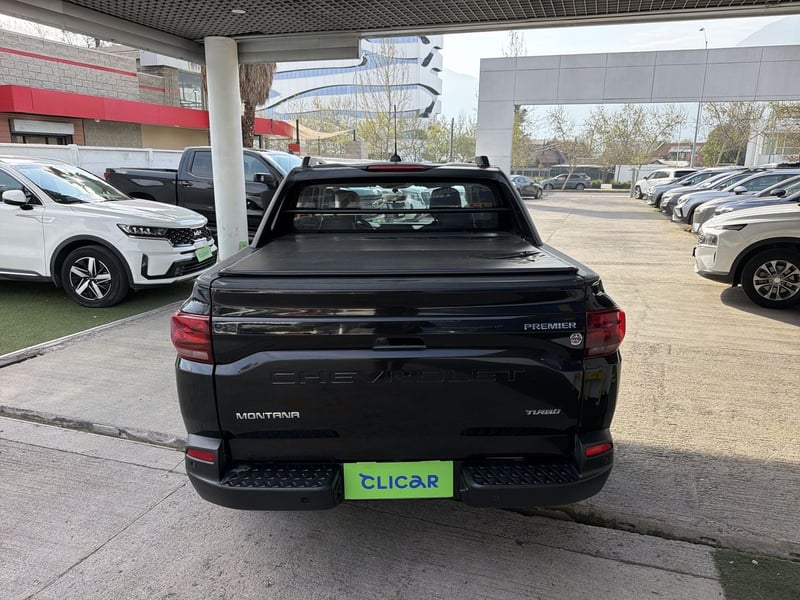 Chevrolet Montana 1.2t Premier 4x2 At 4p 2023 - Imagen 6 de 8