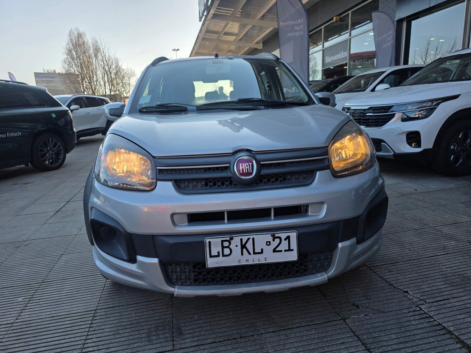 Fiat Uno 1.4 Sporting 4x2 Hb Mt 5p 2019 - Foto 2 de 5
