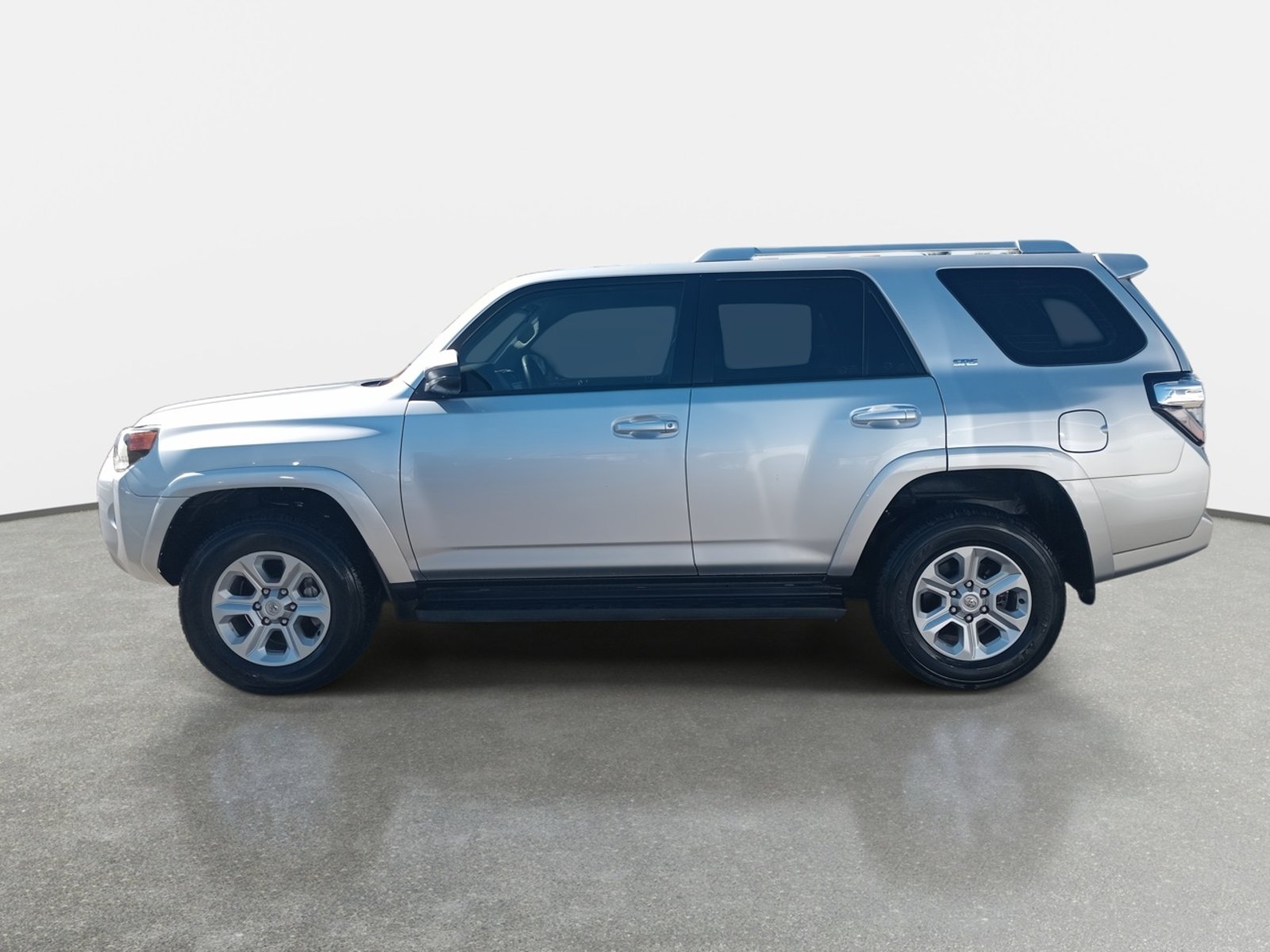 Toyota 4runner 4.0 Sr5 Connected Euro V 4x4 At 5p 2023 - Foto 4 de 8