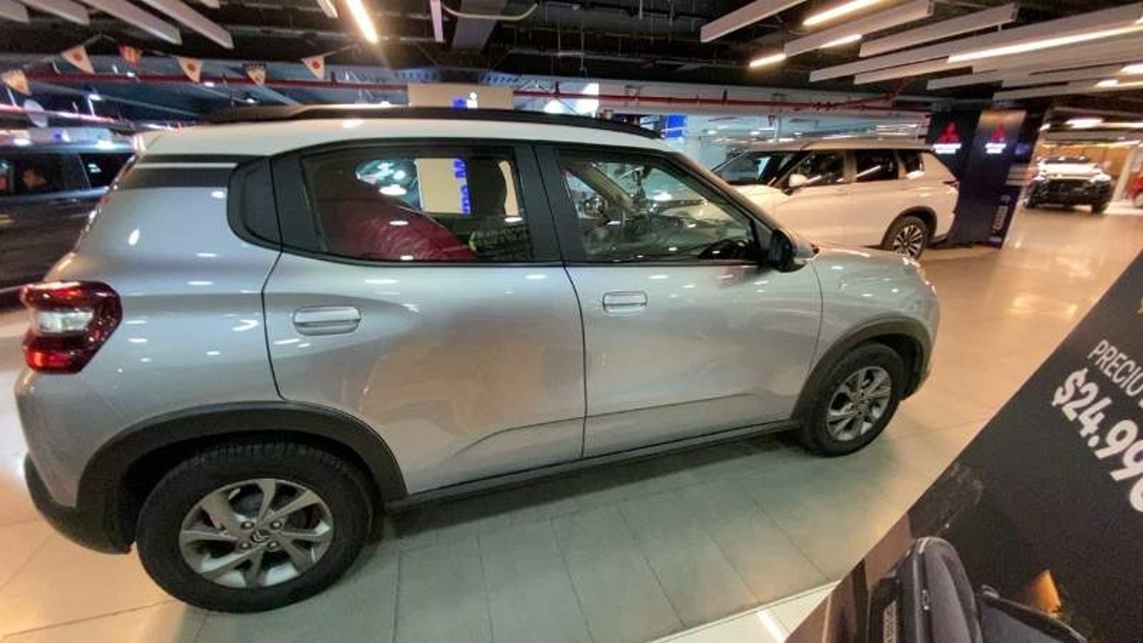 Citroen C3 1.2 Feel Puretech 4x2 82 Bvm Mt 5p 2025 - Foto 3 de 8