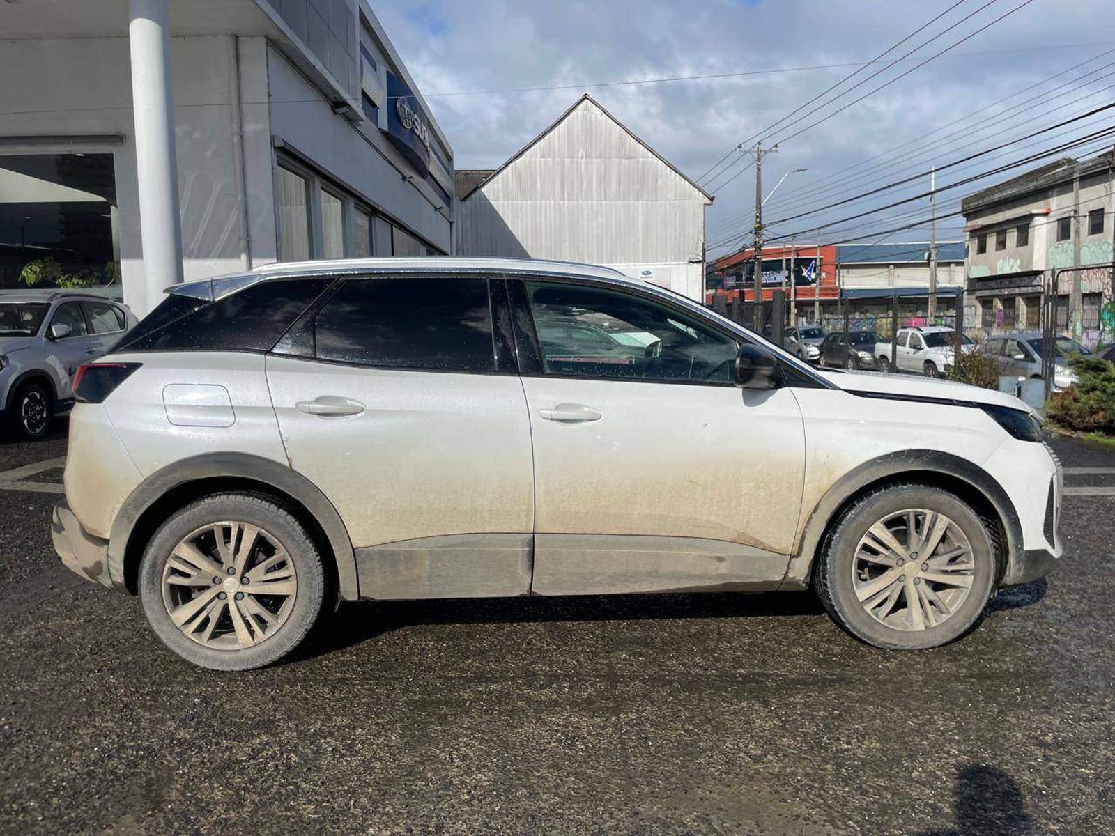 Peugeot 3008 1.2 Active Pack Puretech 130 4x2 Mt6 5p 2024 - Imagen 3 de 5
