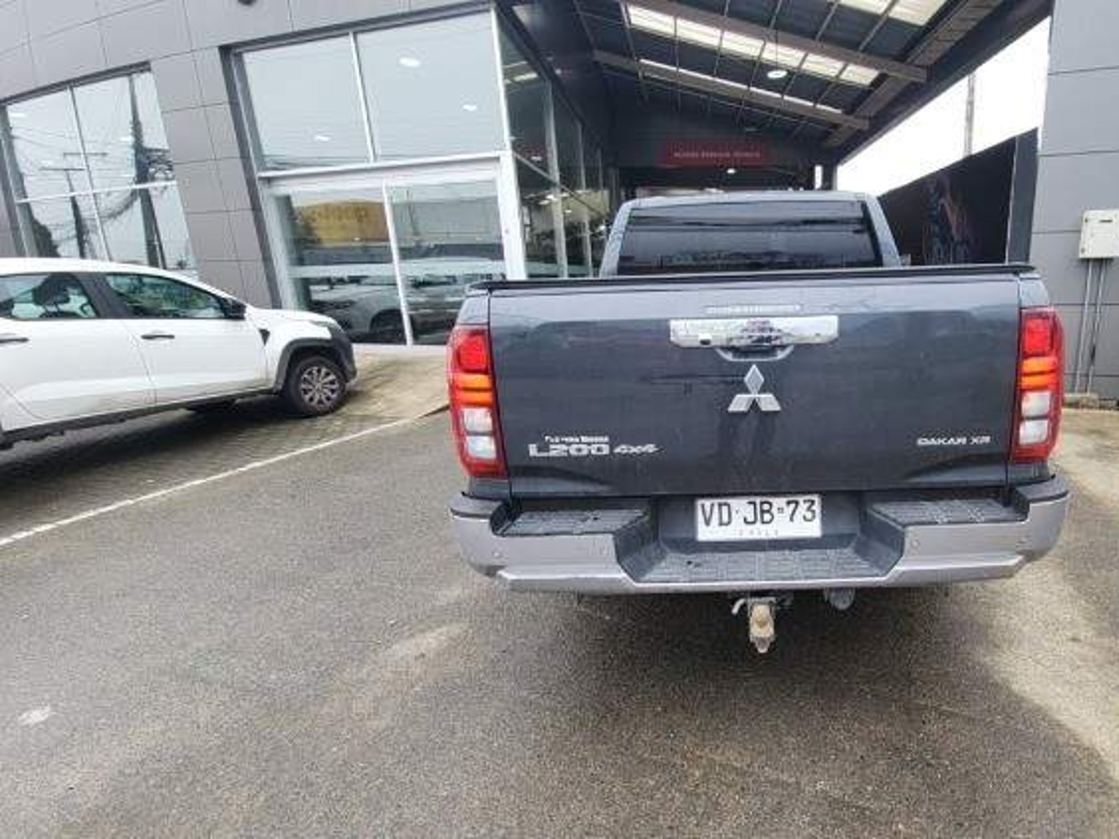 Mitsubishi L200 2.4 Dakar Xr Diesel 4x4 Dob. Cab. Euro6 Mt 4p 2025 - Foto 5 de 5
