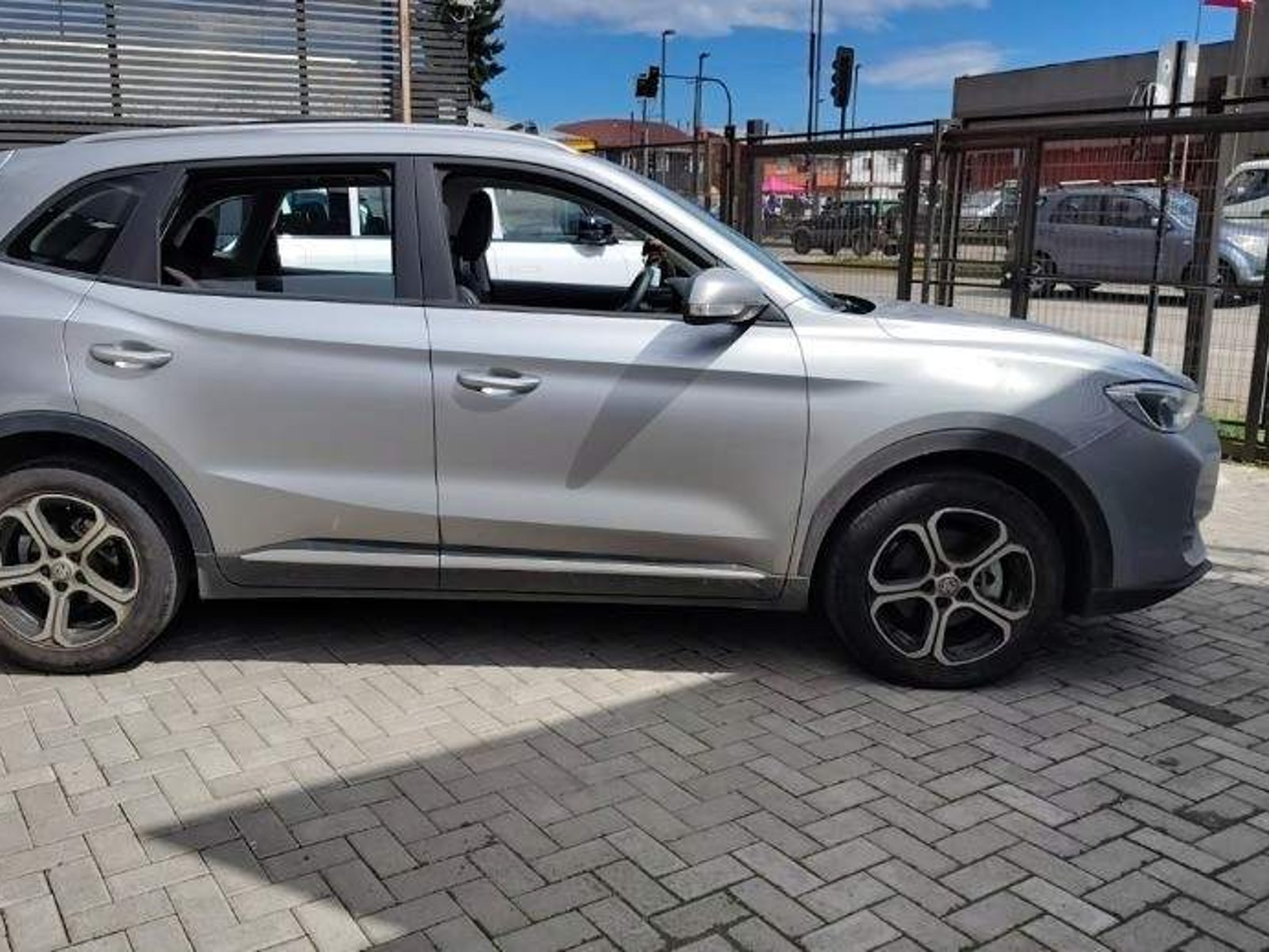 MG Mg Zs 1.5 Com 4x2 Cvt At 5p 2026 - Foto 3 de 5