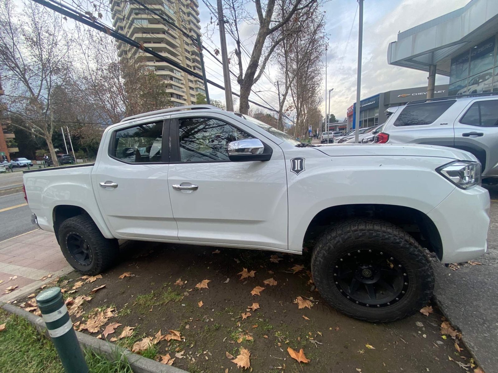 Maxus T60 2.0 D20 Glx Diesel Dob. Cab. 4x4 At 4p 2023 - Foto 2 de 4