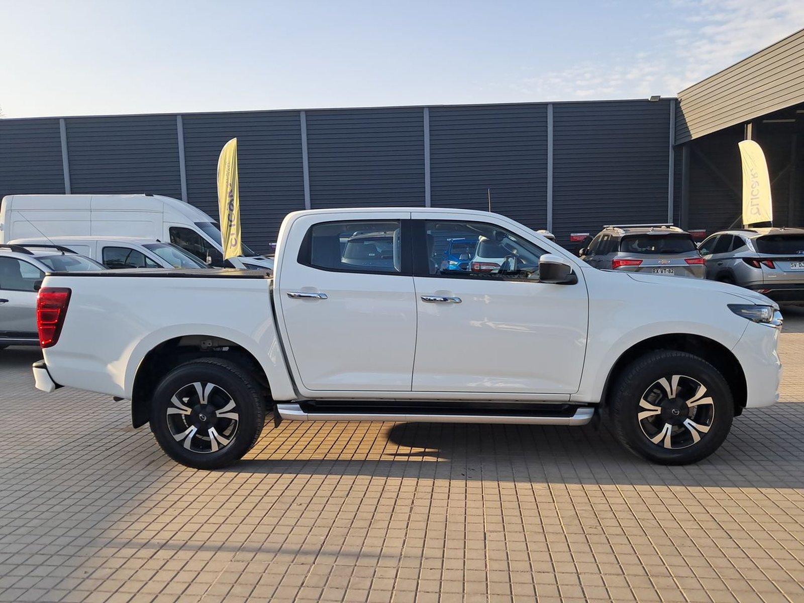 Mazda Bt-50 3.0 High Diesel 4x4 Dob.cab. 6mt 4p 2023 - Imagen 8 de 8