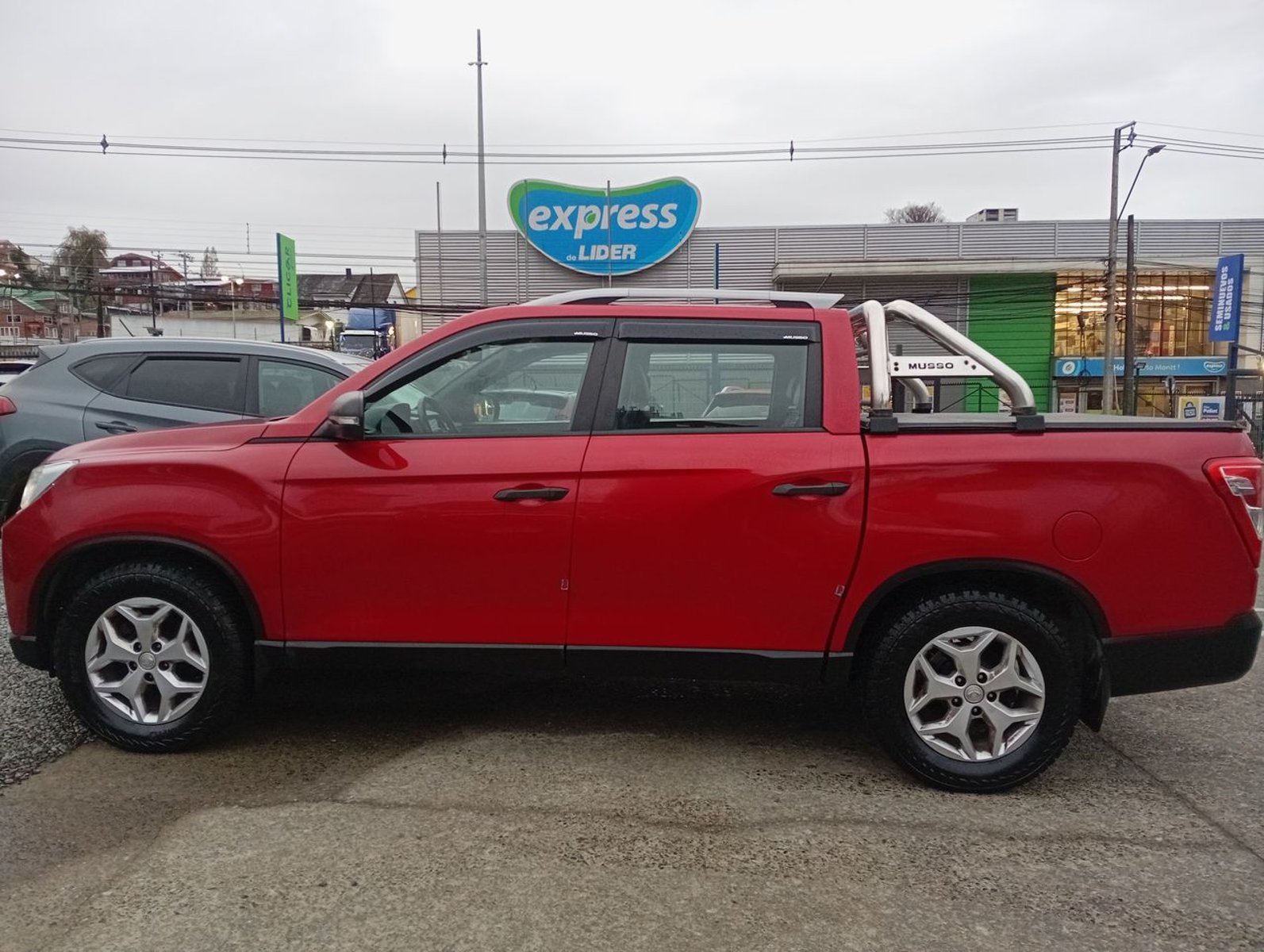 Ssangyong Musso 2.2 Grand Limited Td Diesel 4wd At6 4p 2022 - Foto 4 de 8
