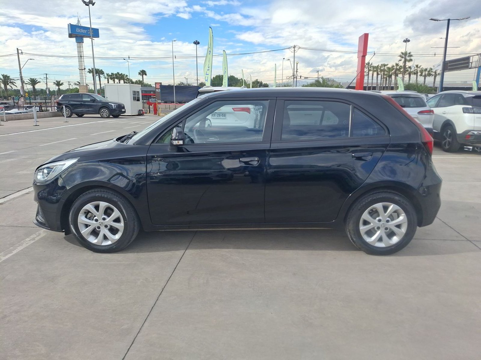 MG Mg 3 1.5 Std Plus 4x2 Hb At 5p 2024 - Foto 4 de 8