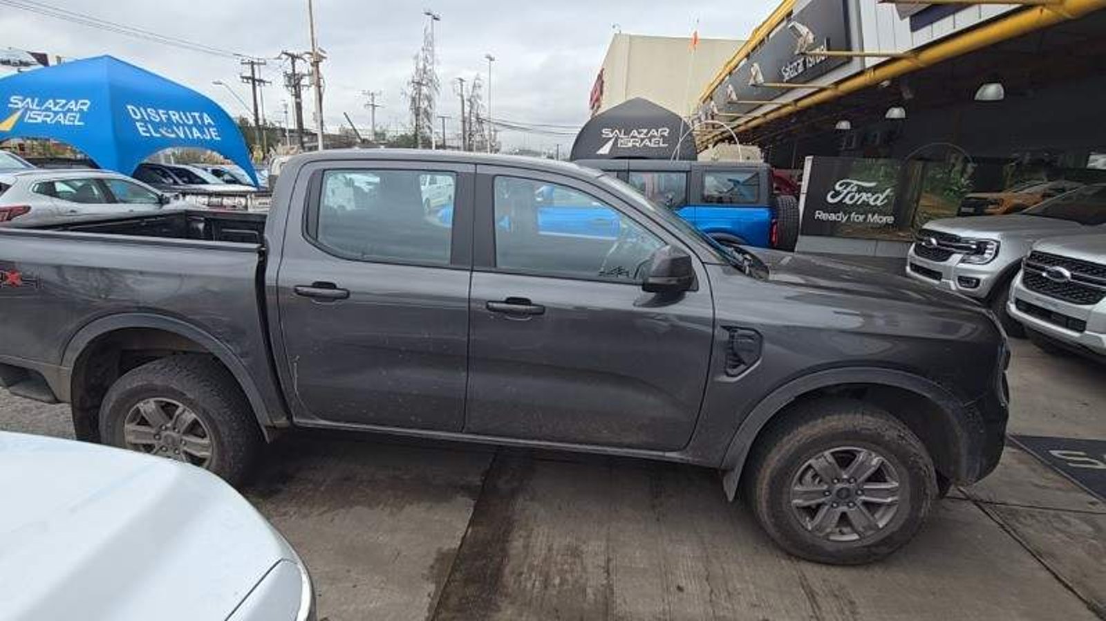 Ford Ranger 2.0 Xls Diesel 4x4 Dob. Cab. Mt 4p 2025 - Imagen 3 de 5