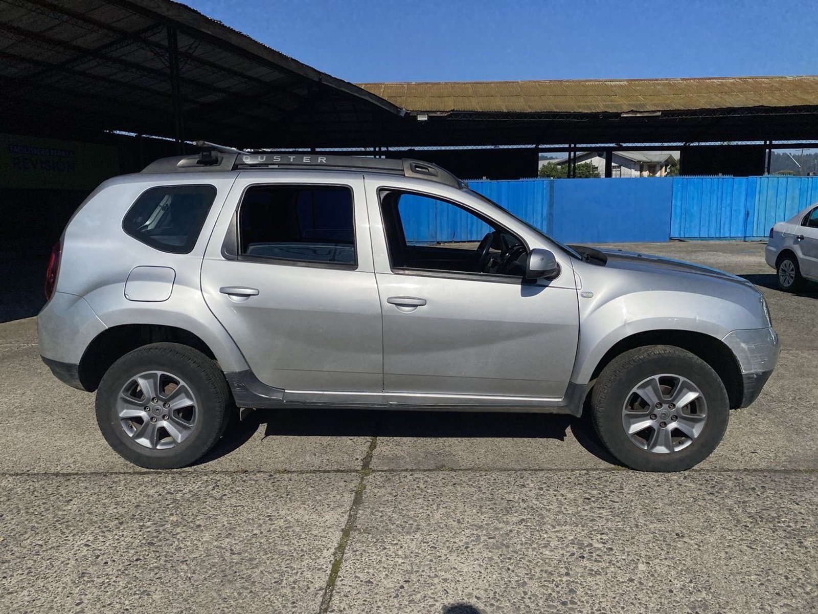 Renault Duster 1.6 Zen 4x2 5mt 5p 2020 - Imagen 8 de 8
