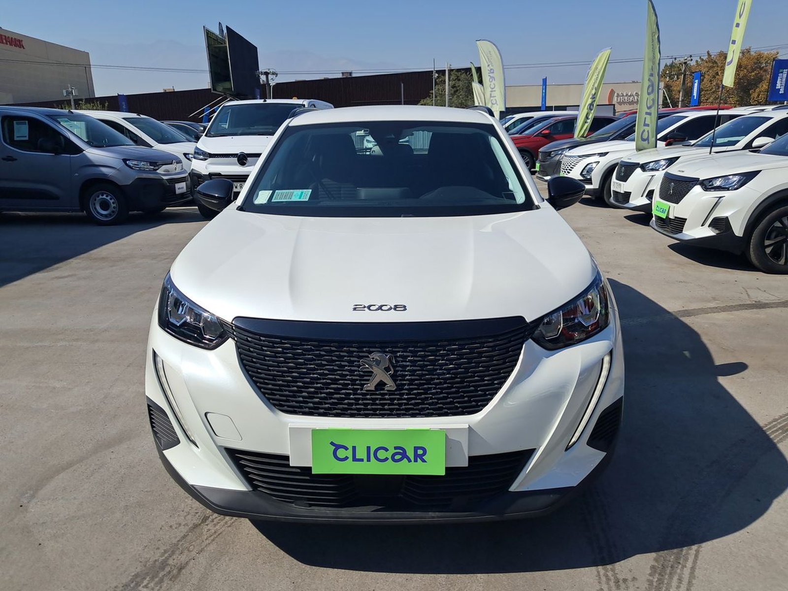 Peugeot 2008 1.2 Active Puretech 130 4x2 Mt 5p 2022 - Foto 2 de 8