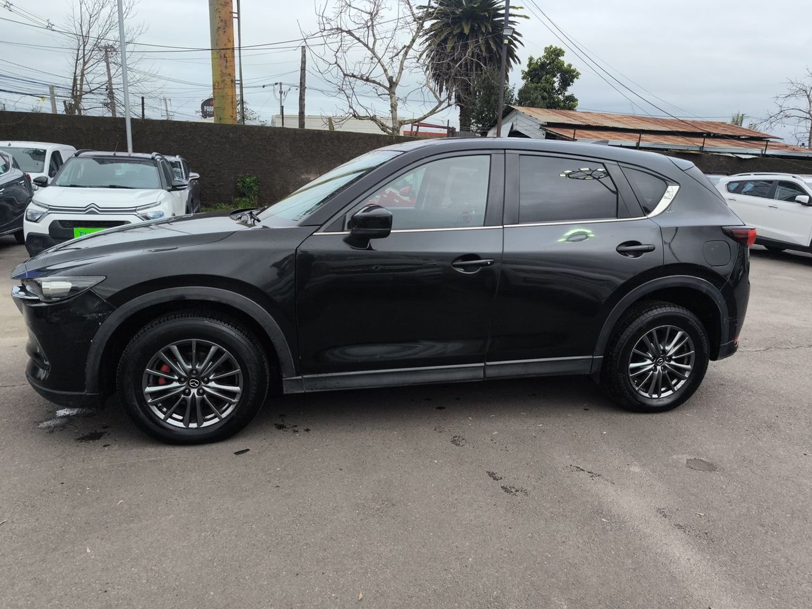 Mazda Cx-5 2.0 R 6mt 5p 2018 - Imagen 4 de 8