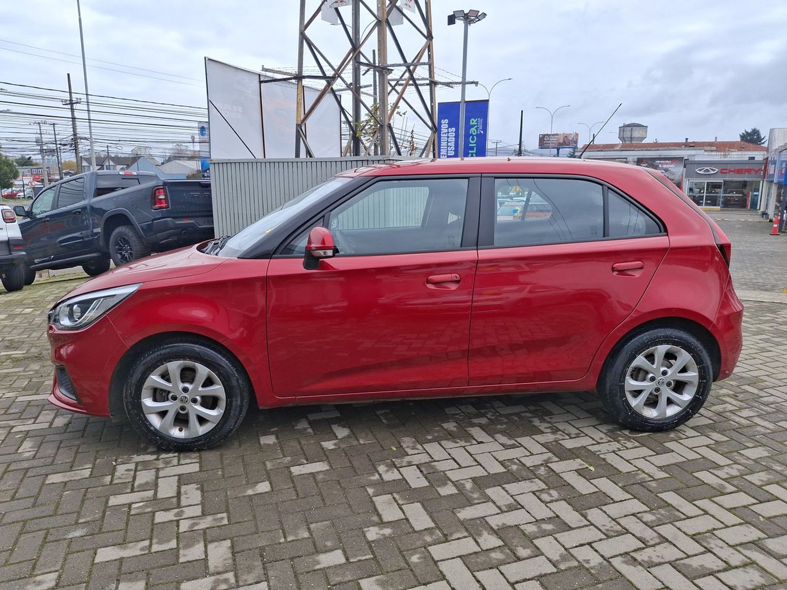 Mg 3 1.5 Std 4x2 Hb Mt 5p 2022 - Foto 4 de 8