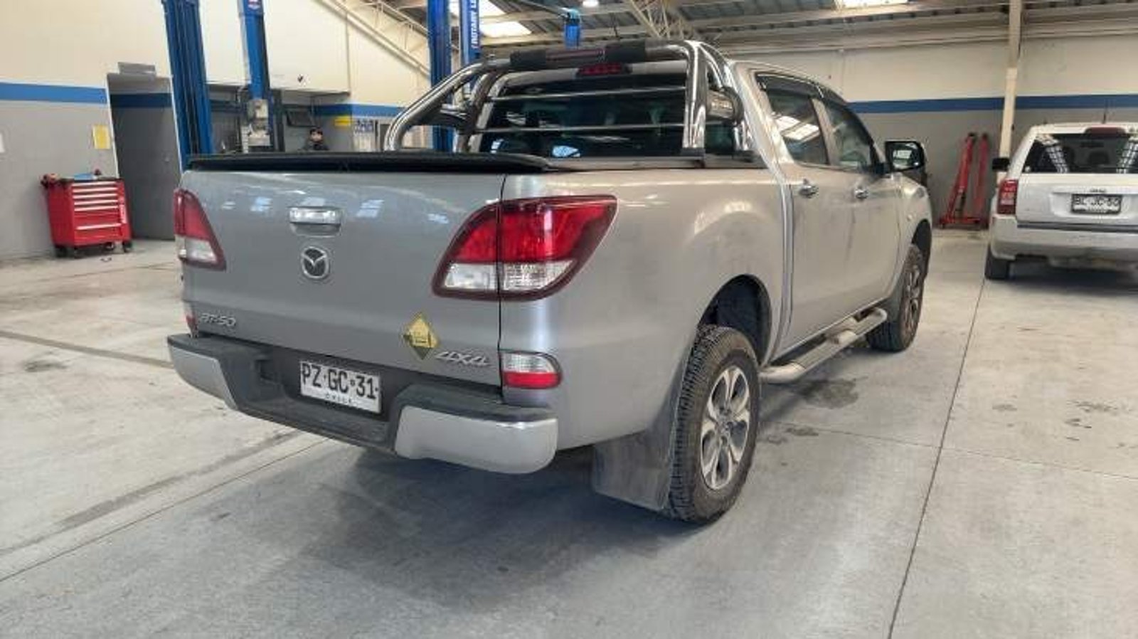 Mazda Bt-50 2.2 Sdx Diesel 4x4 Dob. Cab. 6mt 4p 2021 - Imagen 4 de 5