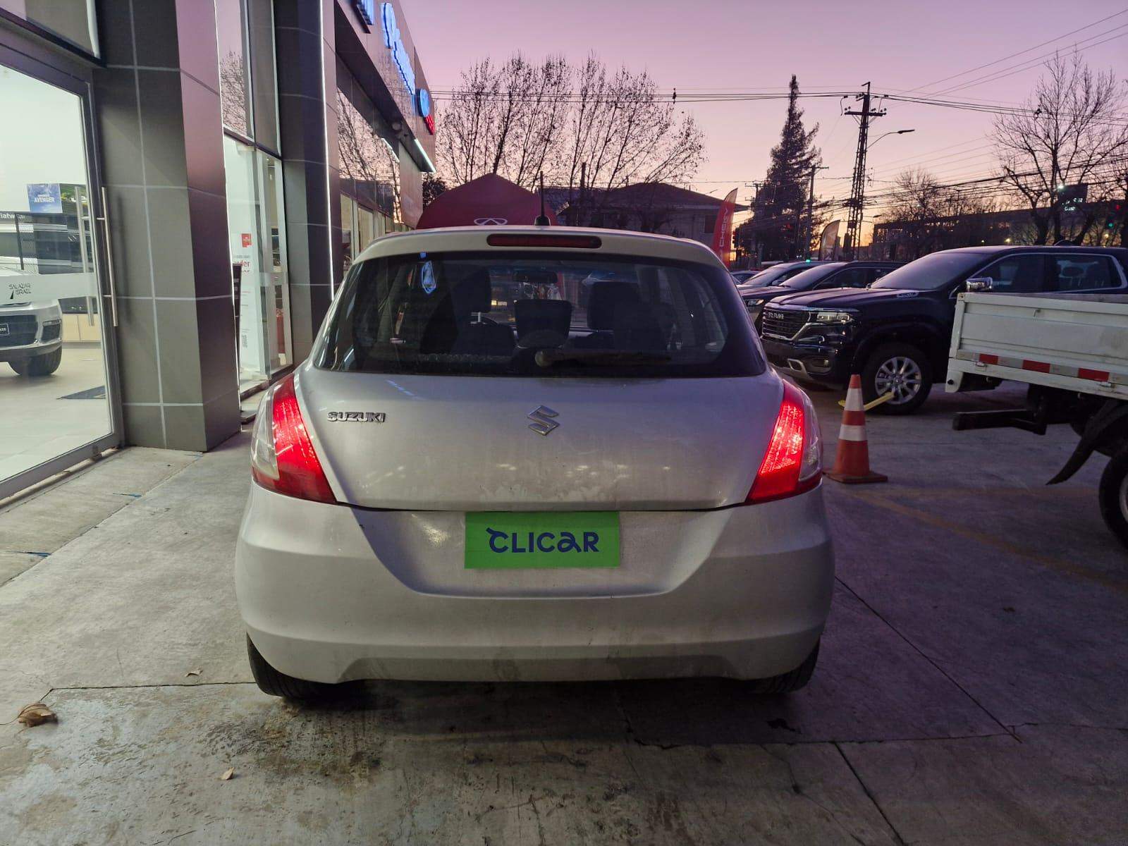 Suzuki Swift 1.2 Gl 4x2 Hb Ac Mt 5p 2017 - Foto 5 de 8