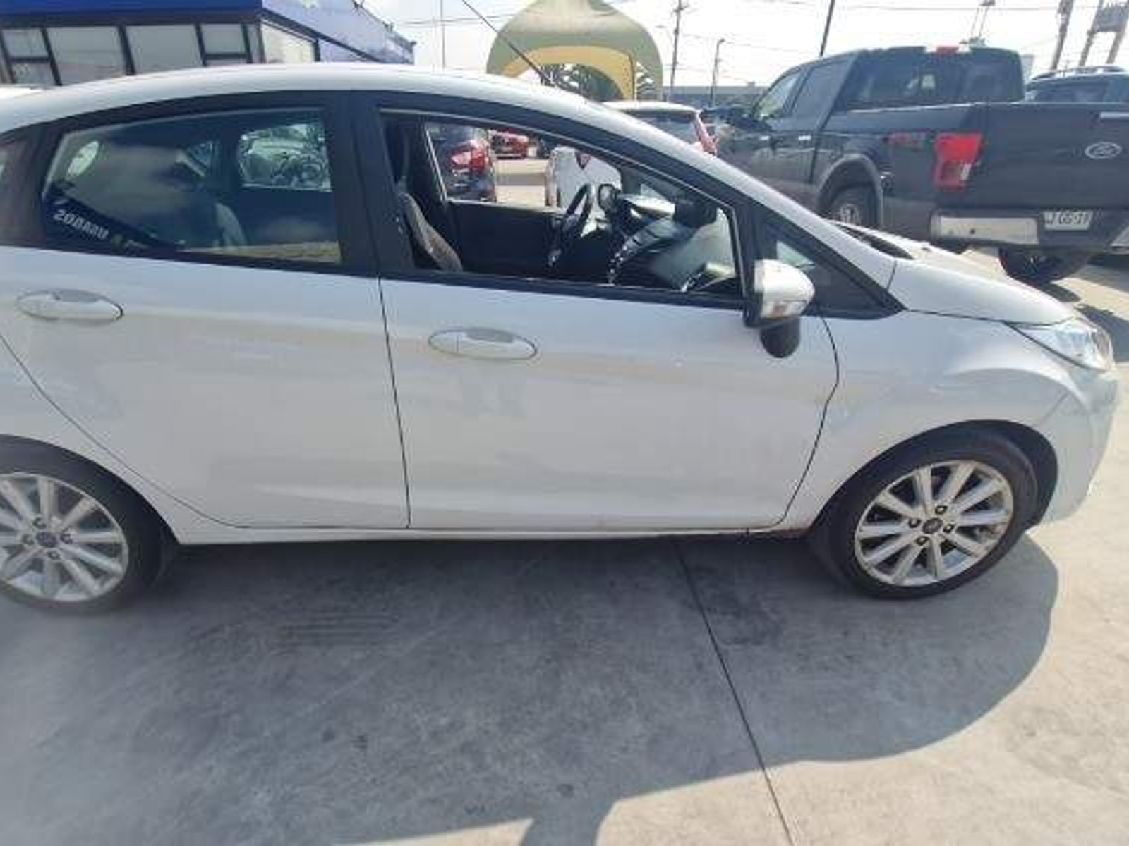 Ford Fiesta 1.6 Se 4x2 Hb At 5p 2019 - Foto 3 de 5