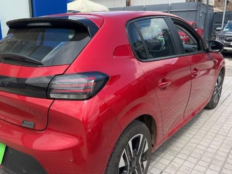 Peugeot 208 1.2 Mca Puretech 75 Active 4x2 Mt 5p 2024 - Imagen 4 de 5