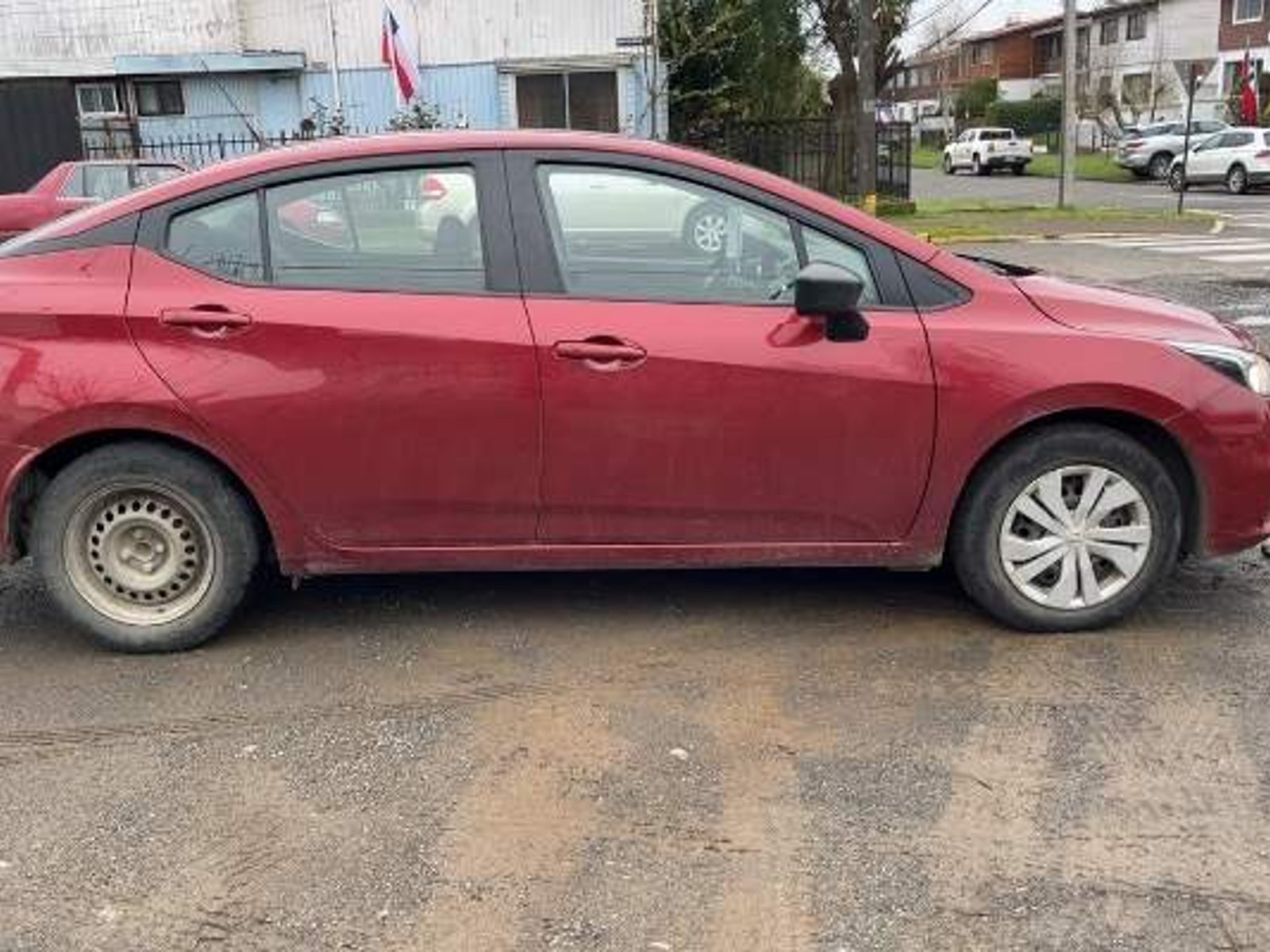 Nissan Versa 1.6 Sense 4x2 Mt 4p 2023 - Foto 3 de 5