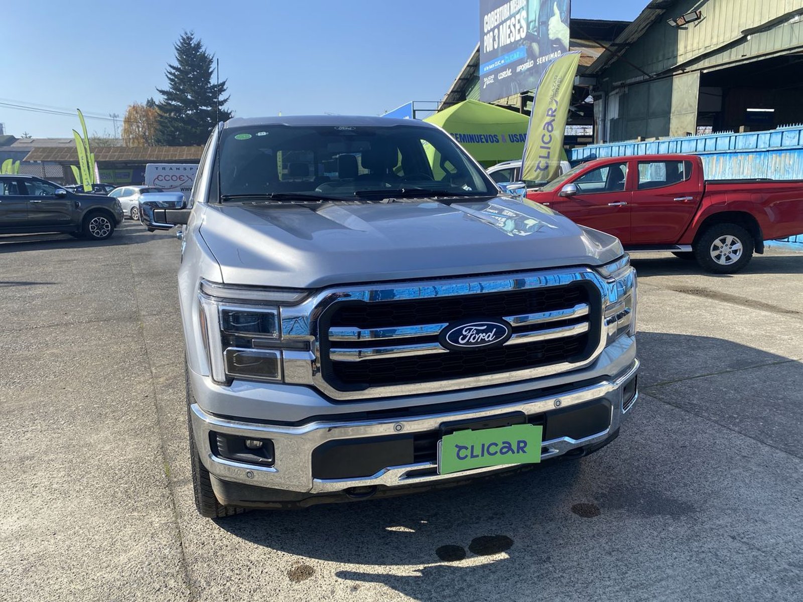 Ford F-150 5.0 Lariat Luxury Cc Dob. Cab. 4x4 At 4p 2025 - Foto 2 de 8